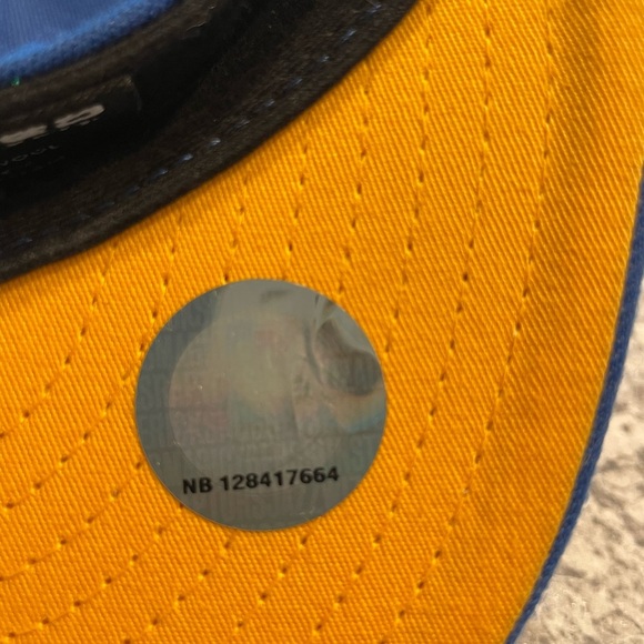 Cleveland Cavaliers Adidas Blue Fitted Cap with Yellow embroidered Logo - Picture 7 of 9